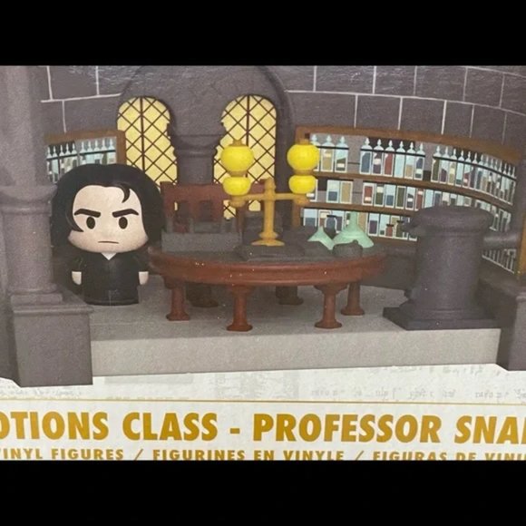 Set of 3: HP Prof Slughorn CHASE + Prof Snape & Draco-Funko Mini Moments class - Picture 9 of 15